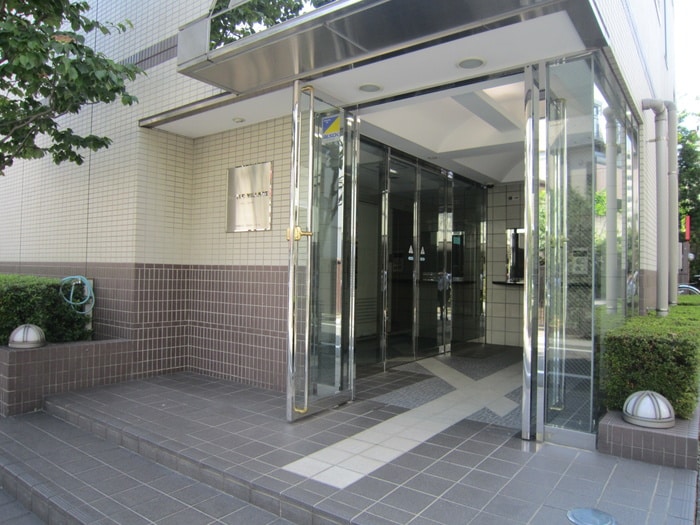 エントランス部分 リトルビレッヂ