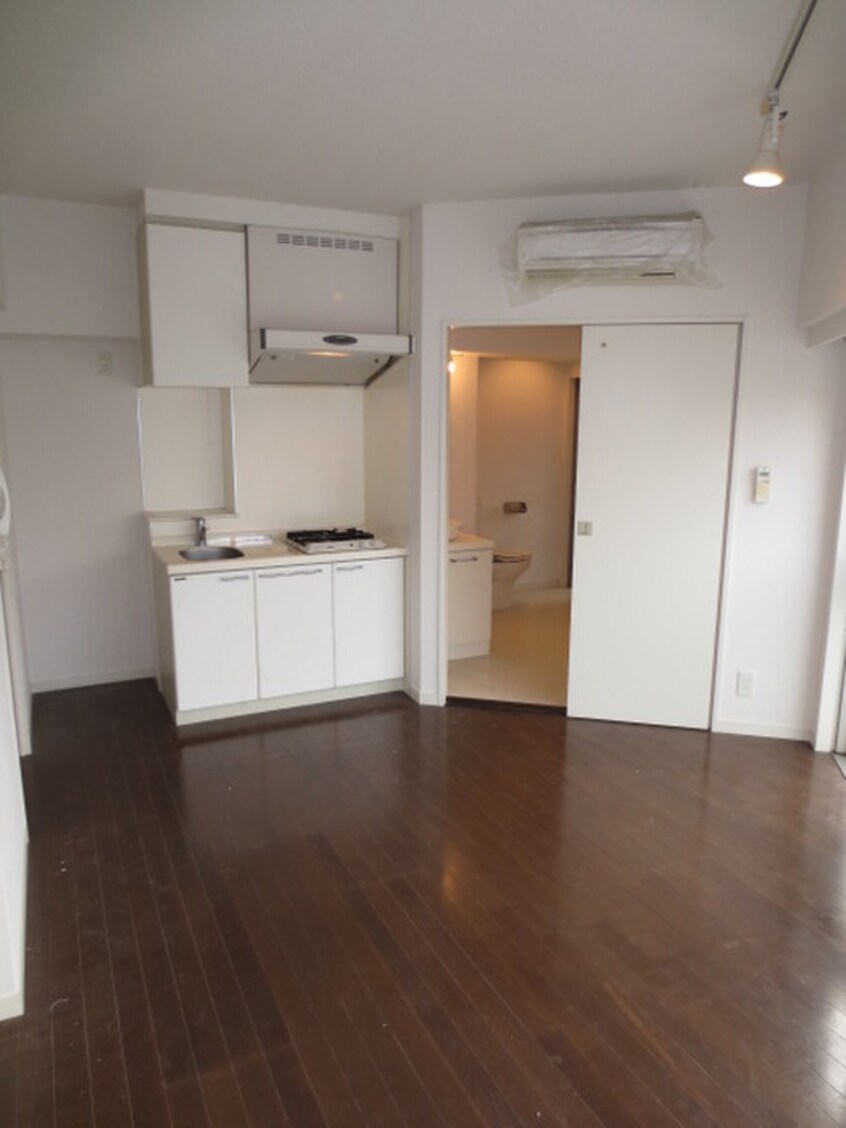 居室 クオ－レ西五反田