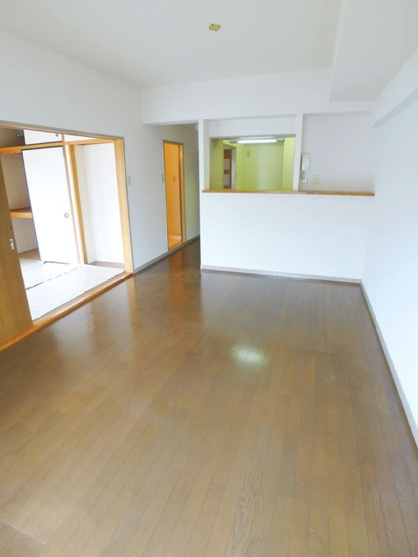 内観写真 エトワ－ル  テラ