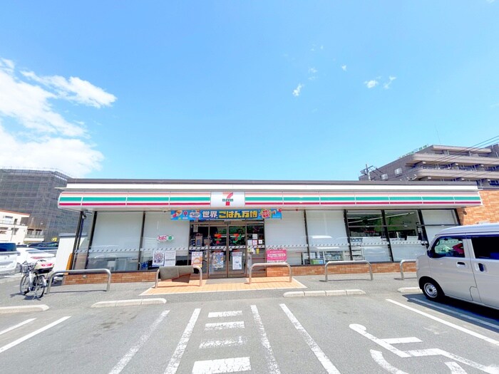 セブンイレブン(コンビニ)まで400m 仮)川口市戸塚2丁目　新築PJ