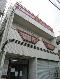 ヴィラサカエ