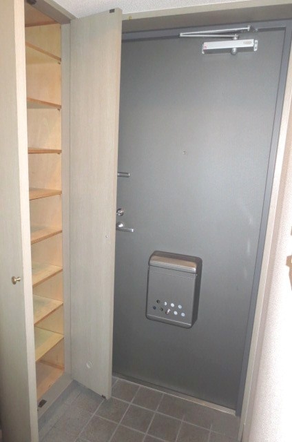 玄関 パレド－ル玉川