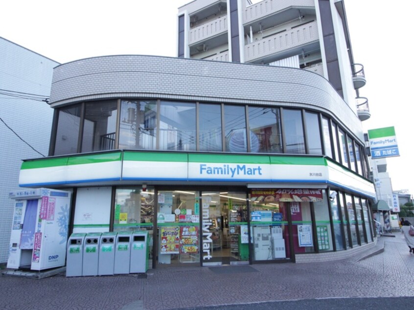 ファミリーマート 氷川台店(コンビニ)まで109m ＢＡＳＥ氷川台