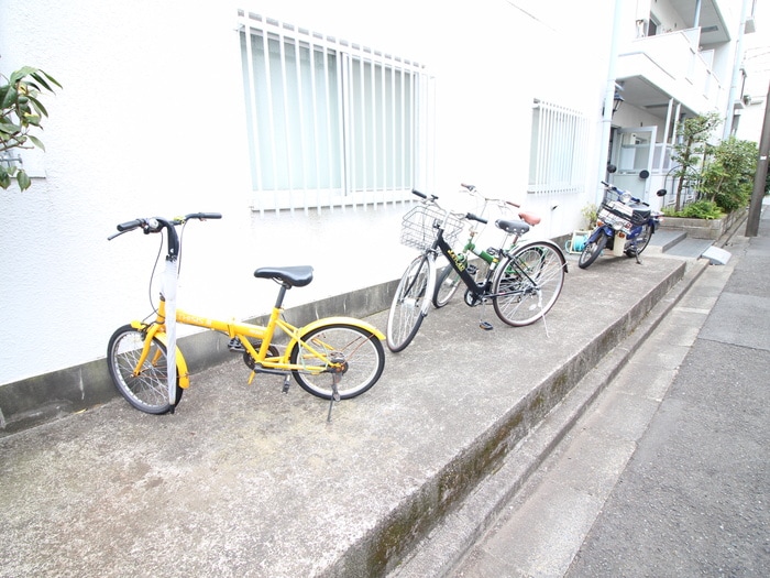 駐輪場 パールハイツ田園調布