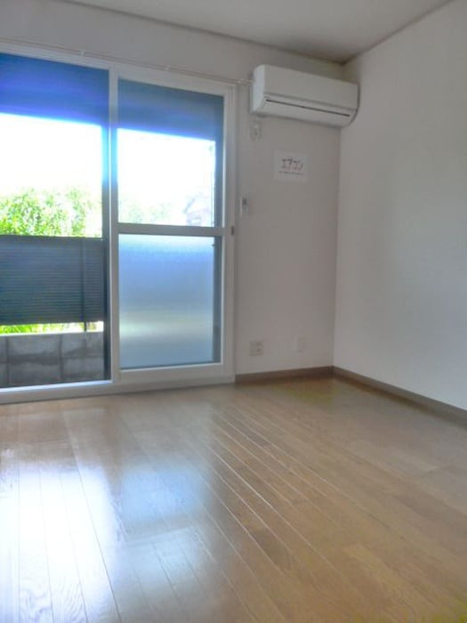 居室 テラス明大前