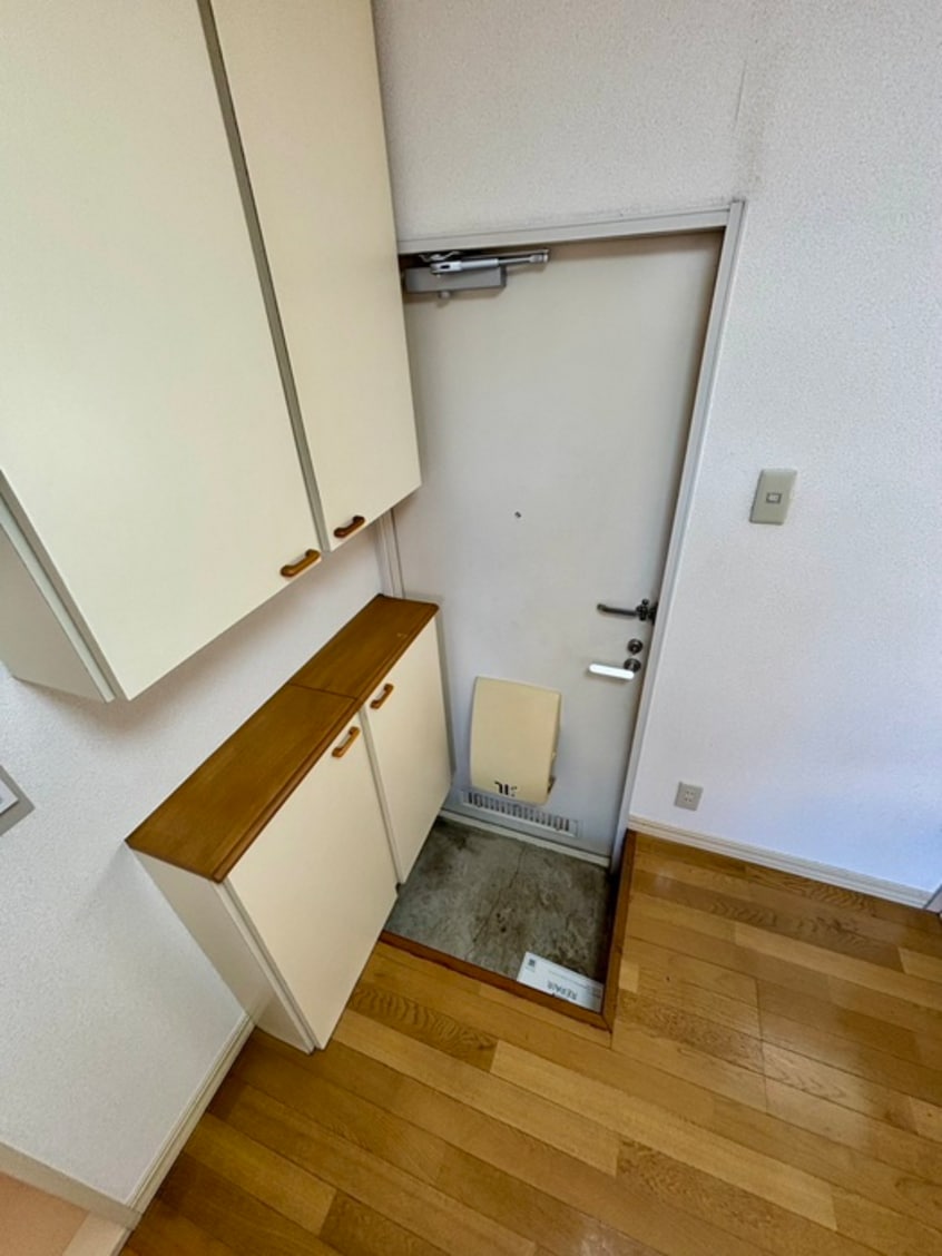 玄関 フラッツかなもり