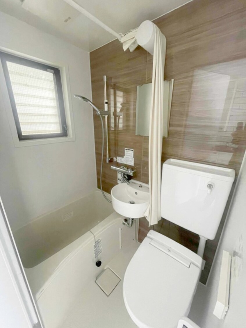 バス／シャワールーム等 フラワ－ハイツ