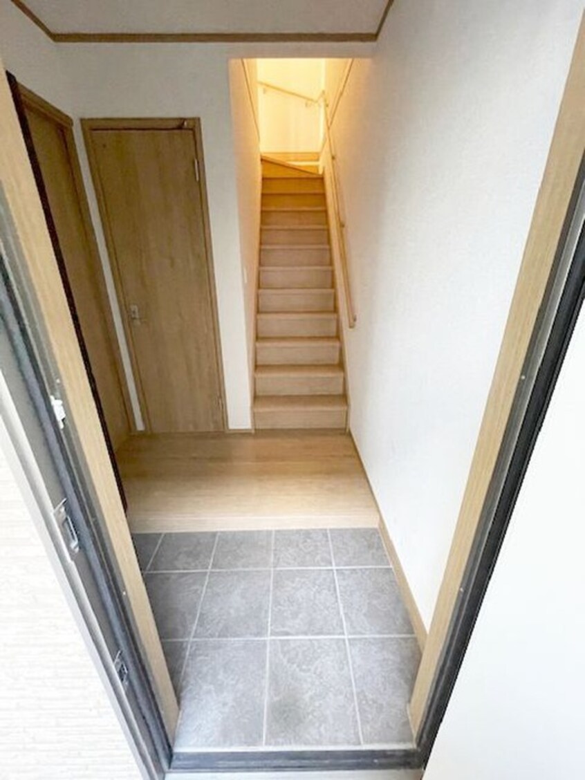 廊下 りずむはうすα