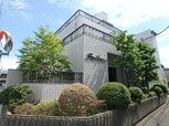 ロイヤルクレスト
