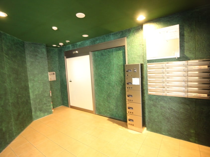 エントランス部分 ＮＥＷＯＲＫ