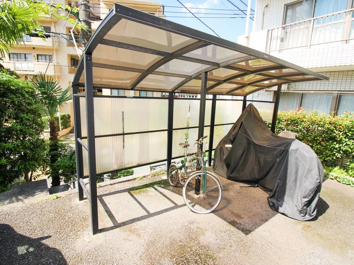 その他 ロックハウス