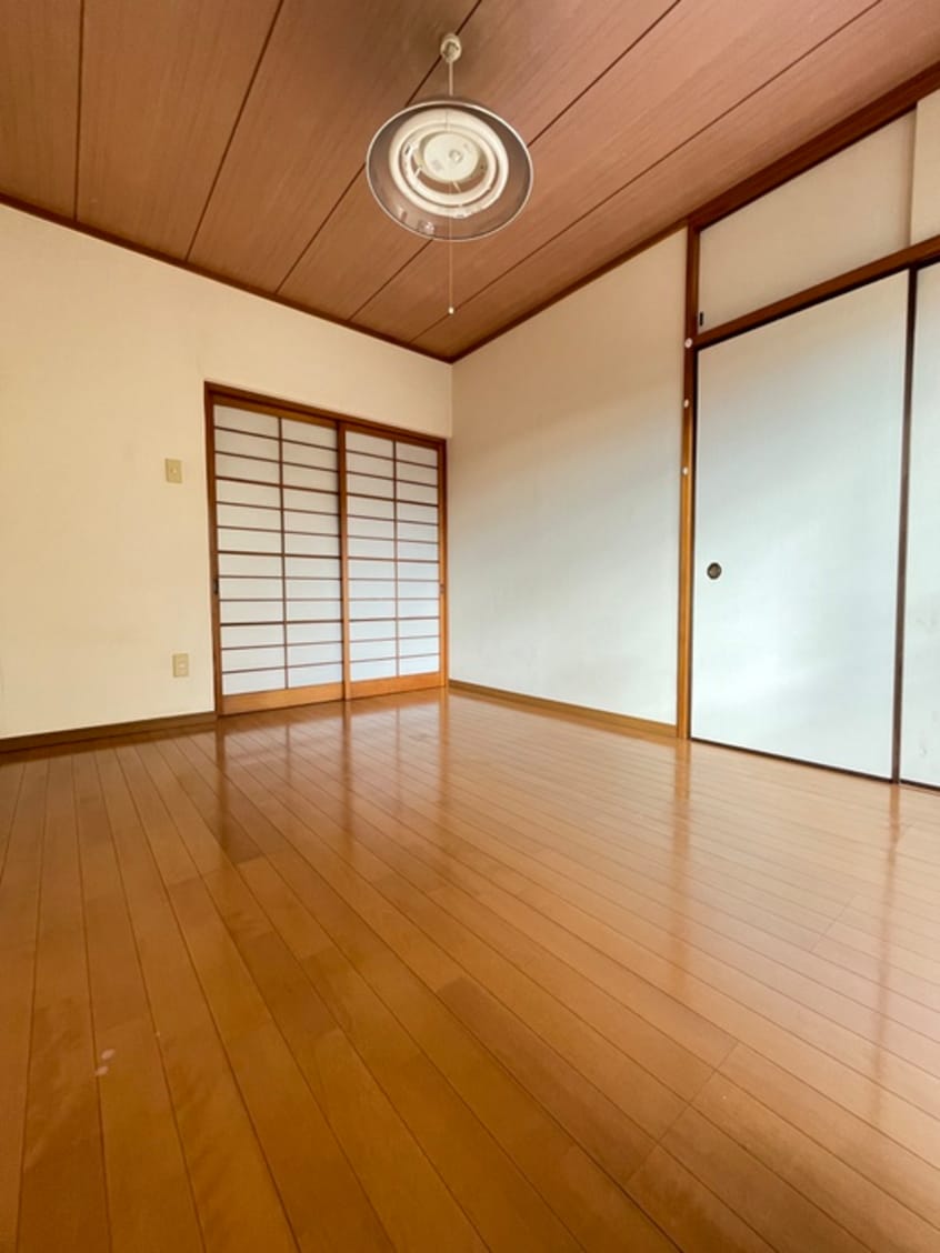 居室 ロックハウス