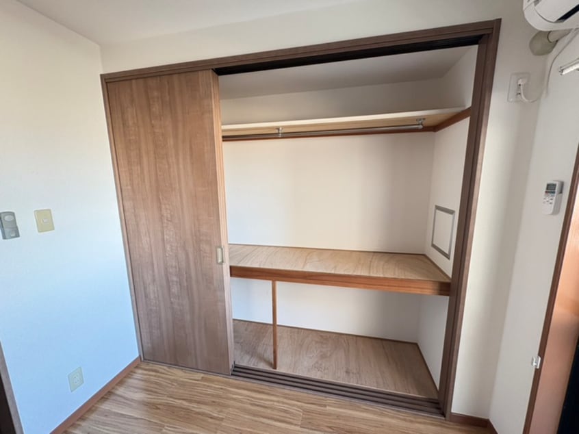 収納 エトワール２１