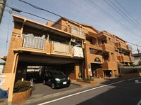 ﾗｲｵﾝｽﾞﾏﾝｼｮﾝ上溝第３(106)