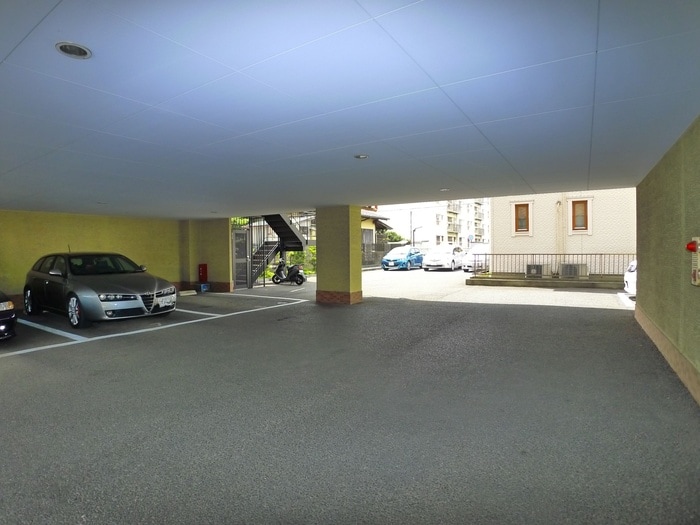 駐車場 イーストピア