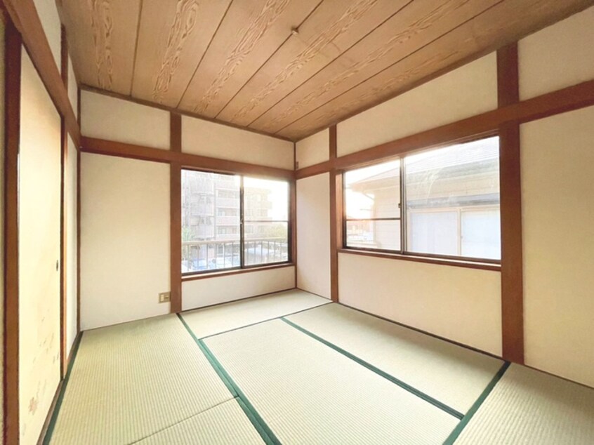 居室 千葉都町５戸建