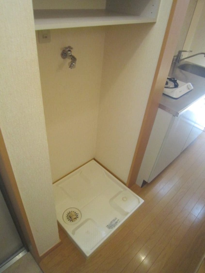 洗濯機置場 ｸﾞﾚ-ｽｶﾞ-ﾃﾞﾝ壱番館