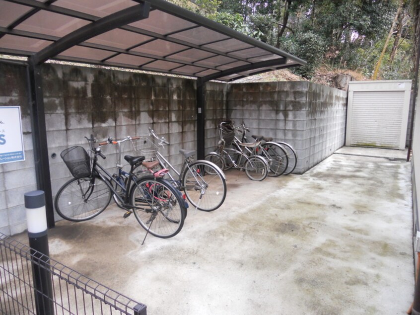 駐輪場 ＢＲＥＡＴＨＷＩＬＬ