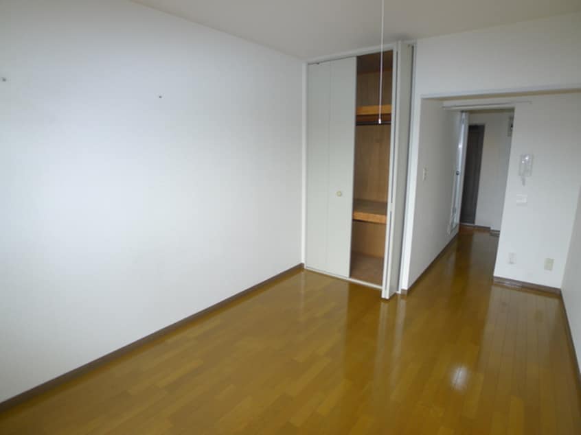 居室 秋本ビルディング