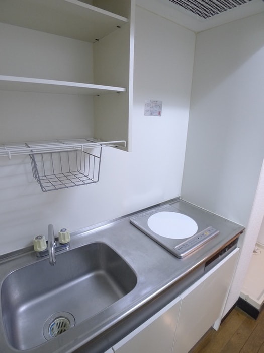 キッチン 秋本ビルディング