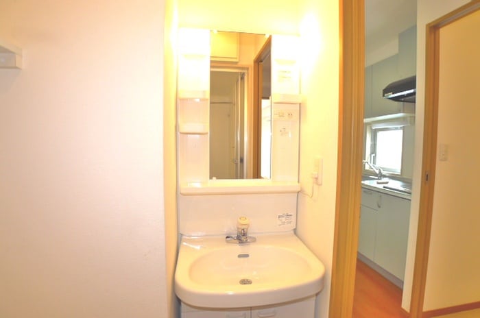 洗面 モノリスビル