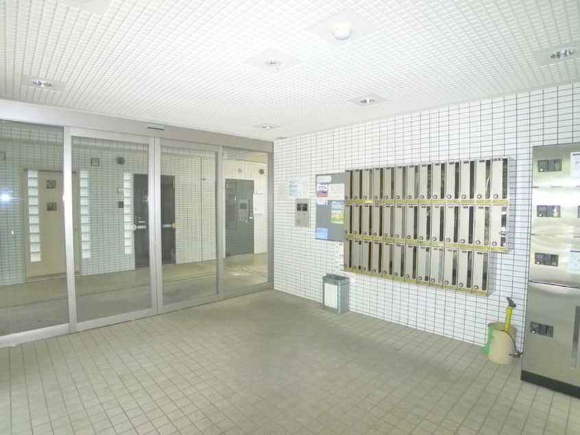 エントランス部分 エトワール久保田