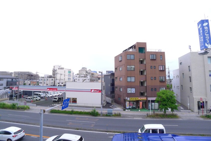 室内からの展望 the trias kashiwa