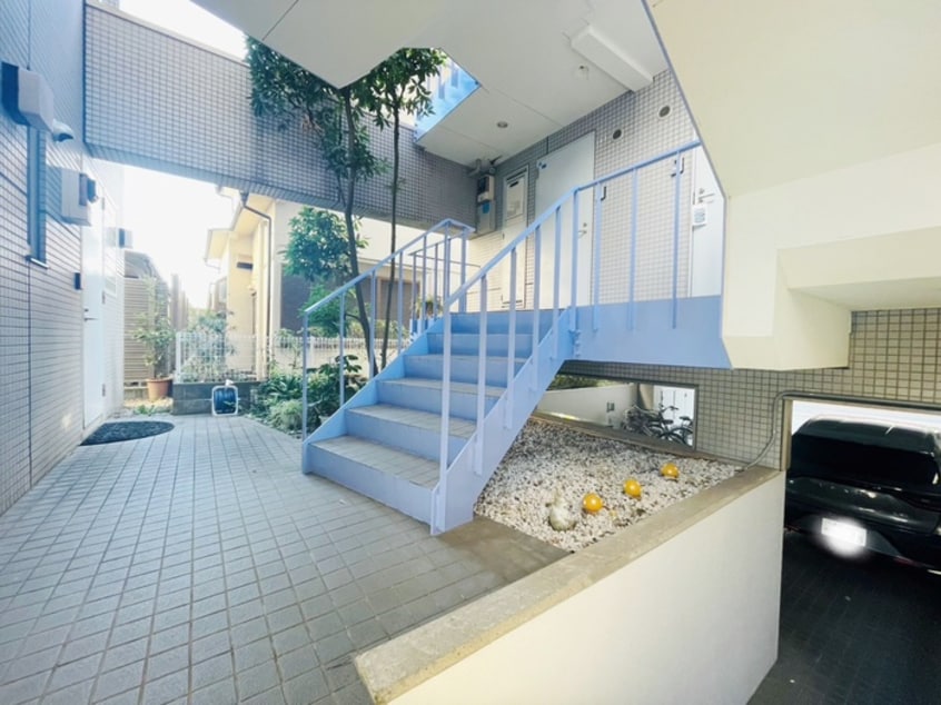 エントランス部分 ソレイユ国立