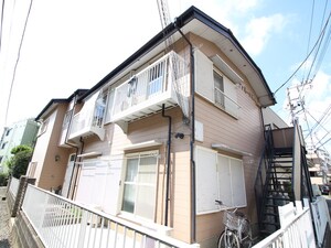 ファミ－ル須田