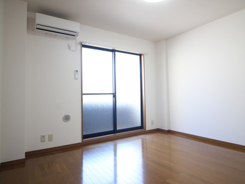 居室 ｱﾝﾌﾟﾙｰﾙ ﾌｪｰﾙ ﾌﾞｩﾙｼﾞｮﾝ