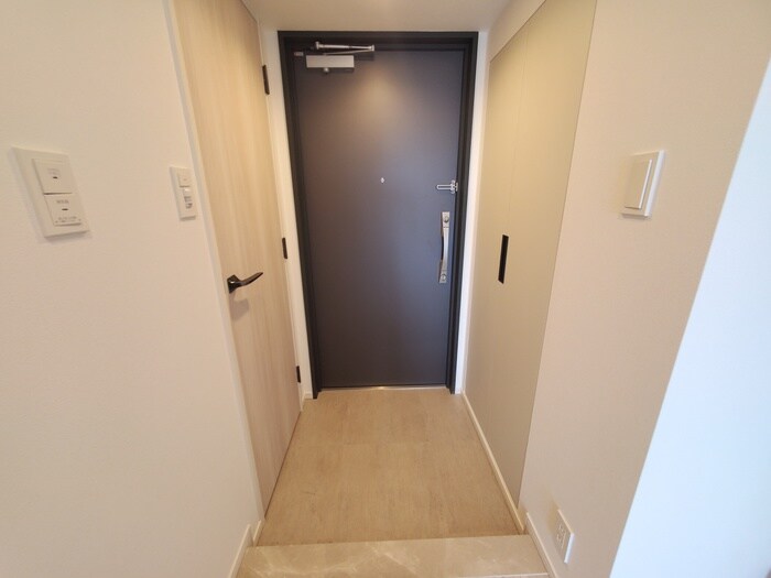 玄関 パークアクシス新宿西落合