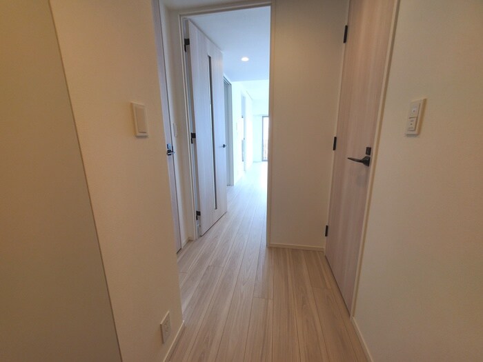 廊下 パークアクシス新宿西落合