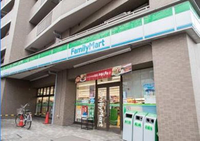ファミリーマート小浦西五反田4丁目店(コンビニ)まで223m ガーデンスクエア武蔵小山
