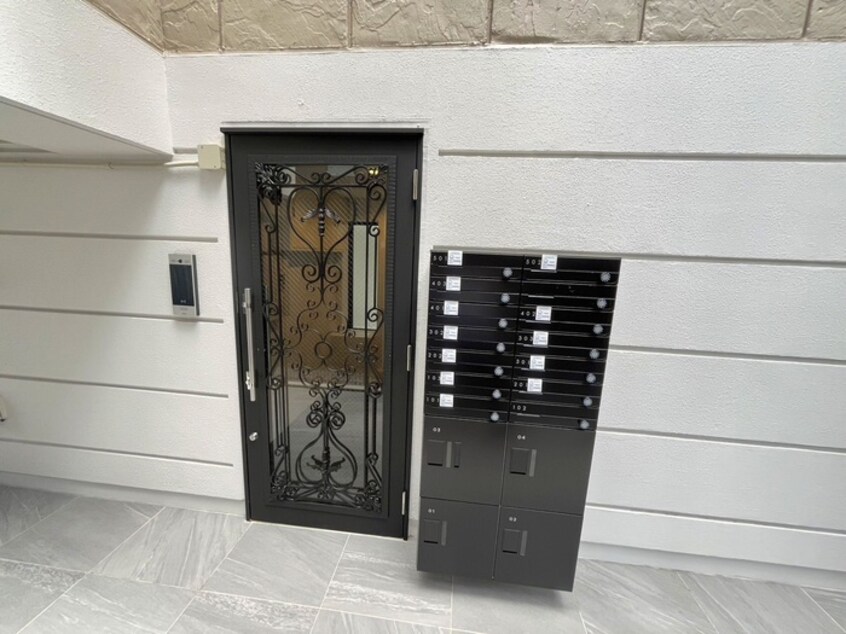 エントランス部分 CH　RESIDENCE　早稲田鶴巻町