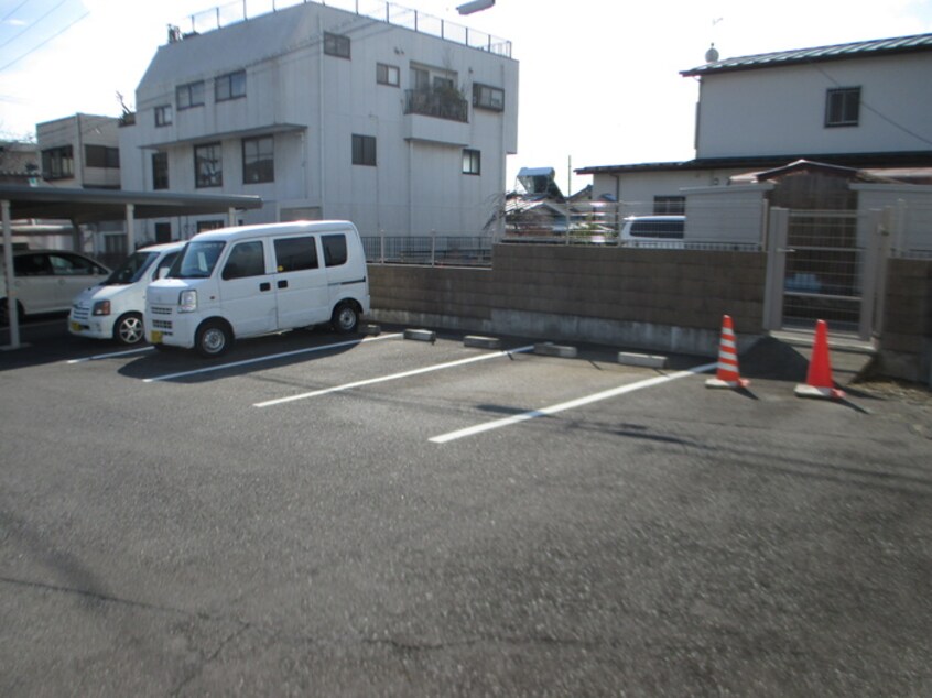 駐車場 山王ハイツＡ棟