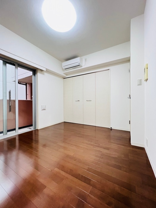 居室 コスモリード月島