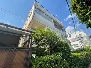 手塚マンション