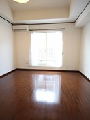 居室 グラヴュ－ル・ド・プリエ