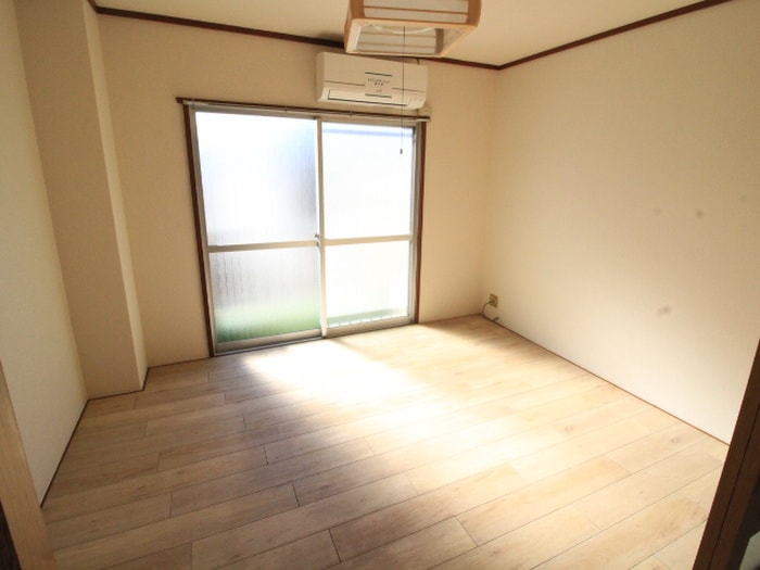 居室 シャト－松阪