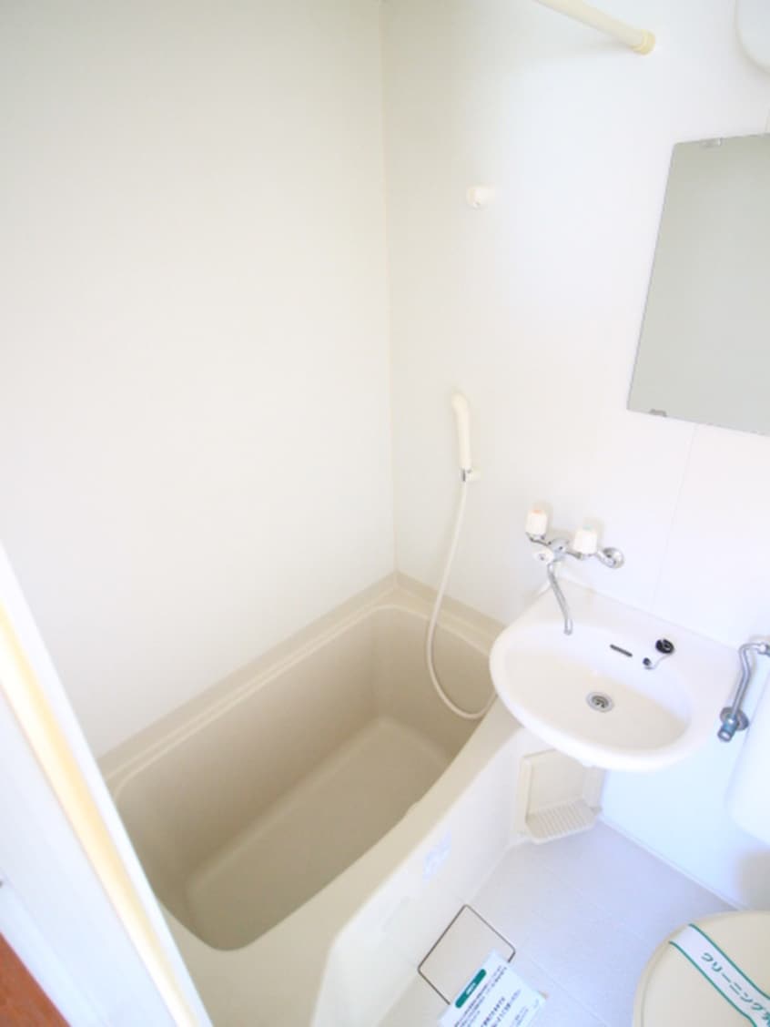 バス／シャワールーム等 シャト－松阪