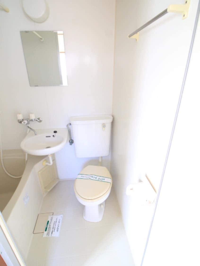 トイレ シャト－松阪