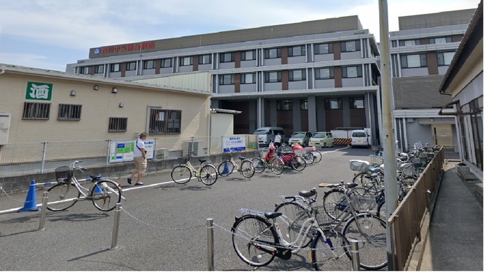 吉川中央病院(病院)まで243m ロジュマン