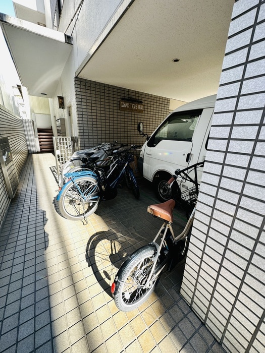 駐輪場 グランティグル勝どき