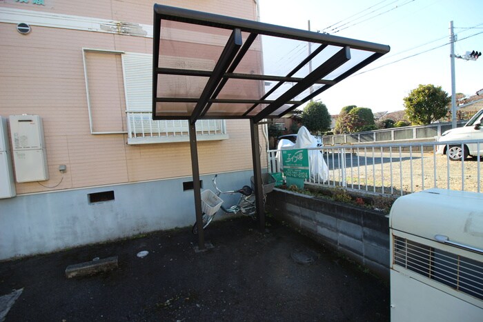 駐輪場 メゾン成瀬