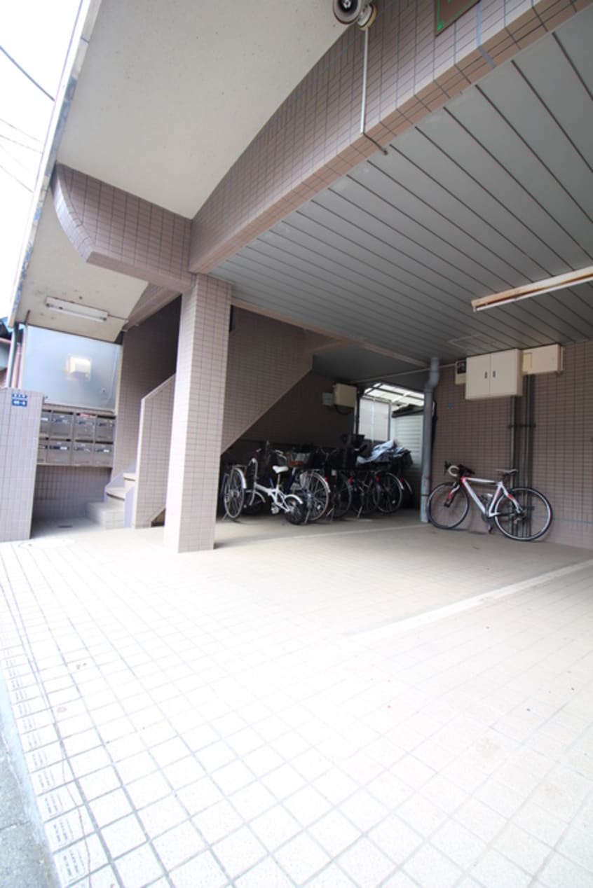 駐車場 ＨＯＰＥハイツ