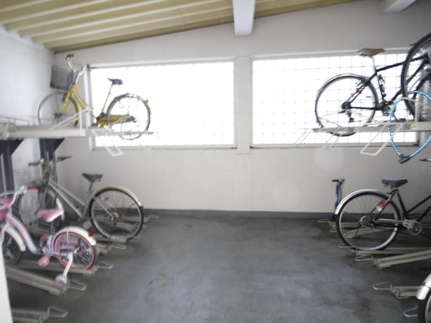 駐輪場 ベルプライム青葉台