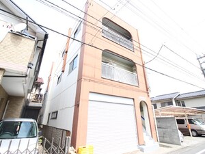 ファミーユハイム