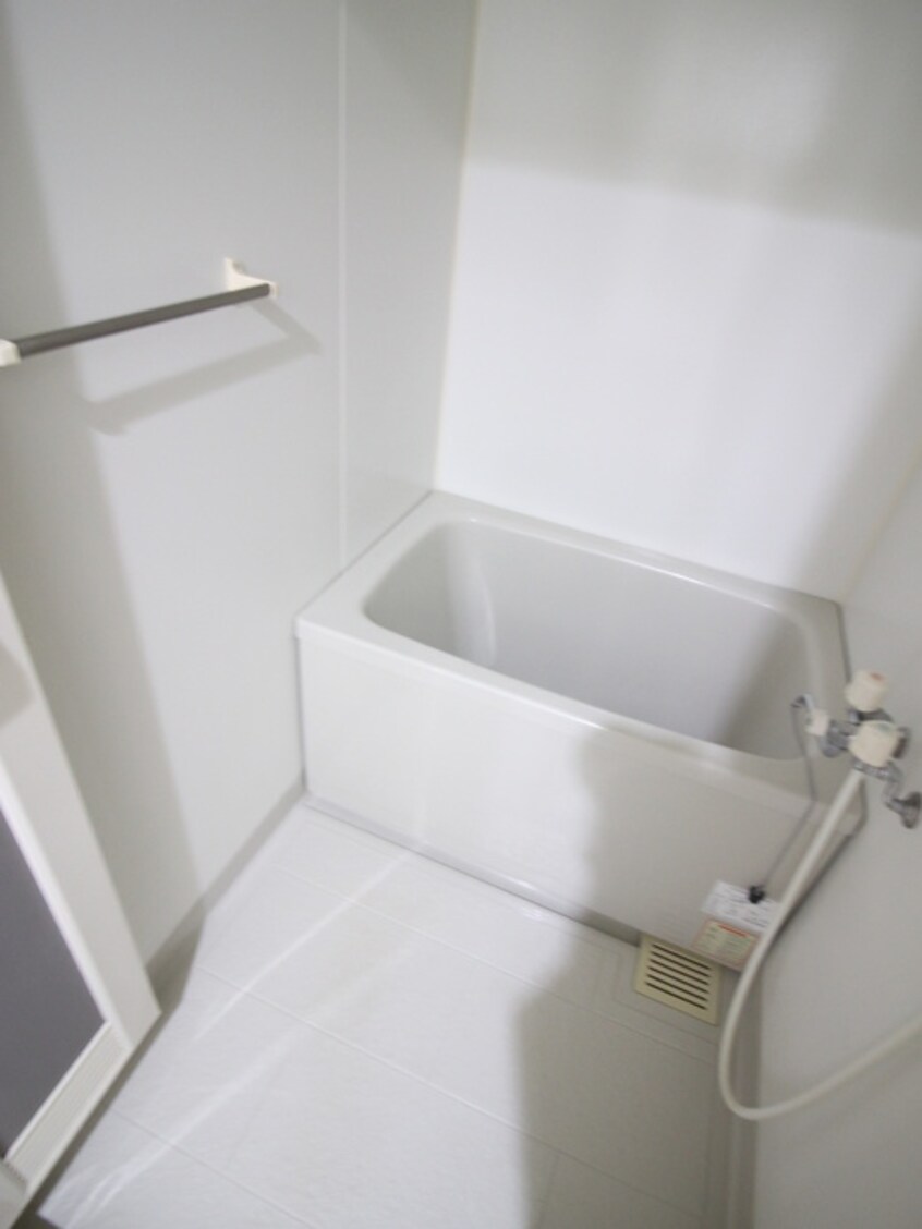 バス／シャワールーム等 エクレ－ル湘南