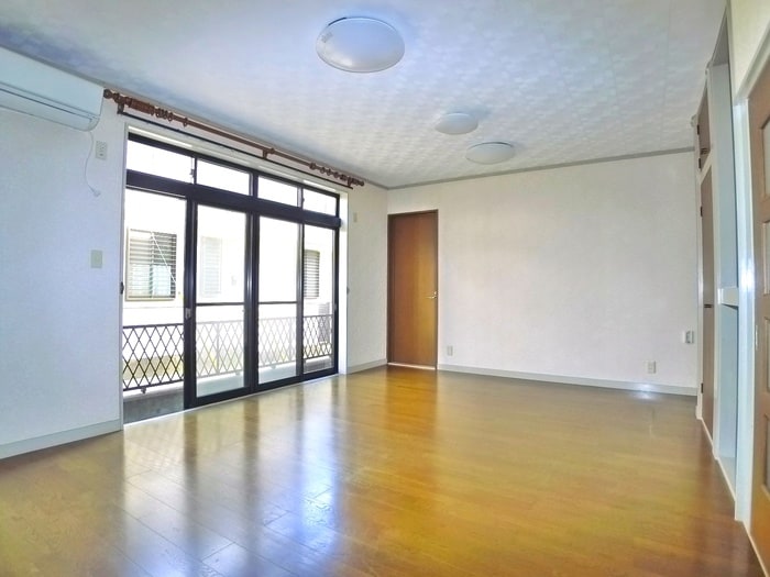 居室 コスモアイリス