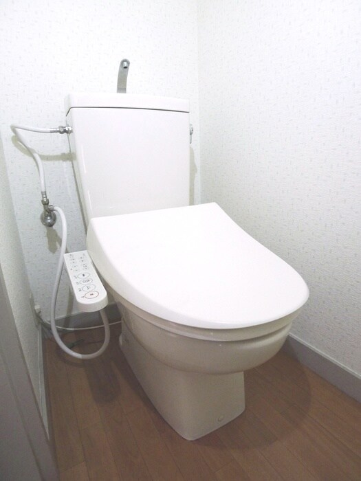 トイレ コスモアイリス